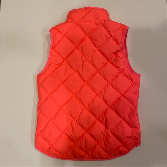J Crew Neon Flamingo Excursion Quilted Vest - Picture 4 of 6
